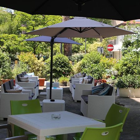 Hotel Senza Pensieri Riccione Exteriér fotografie