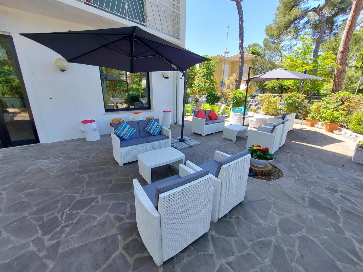 Hotel Senza Pensieri Riccione Exteriér fotografie
