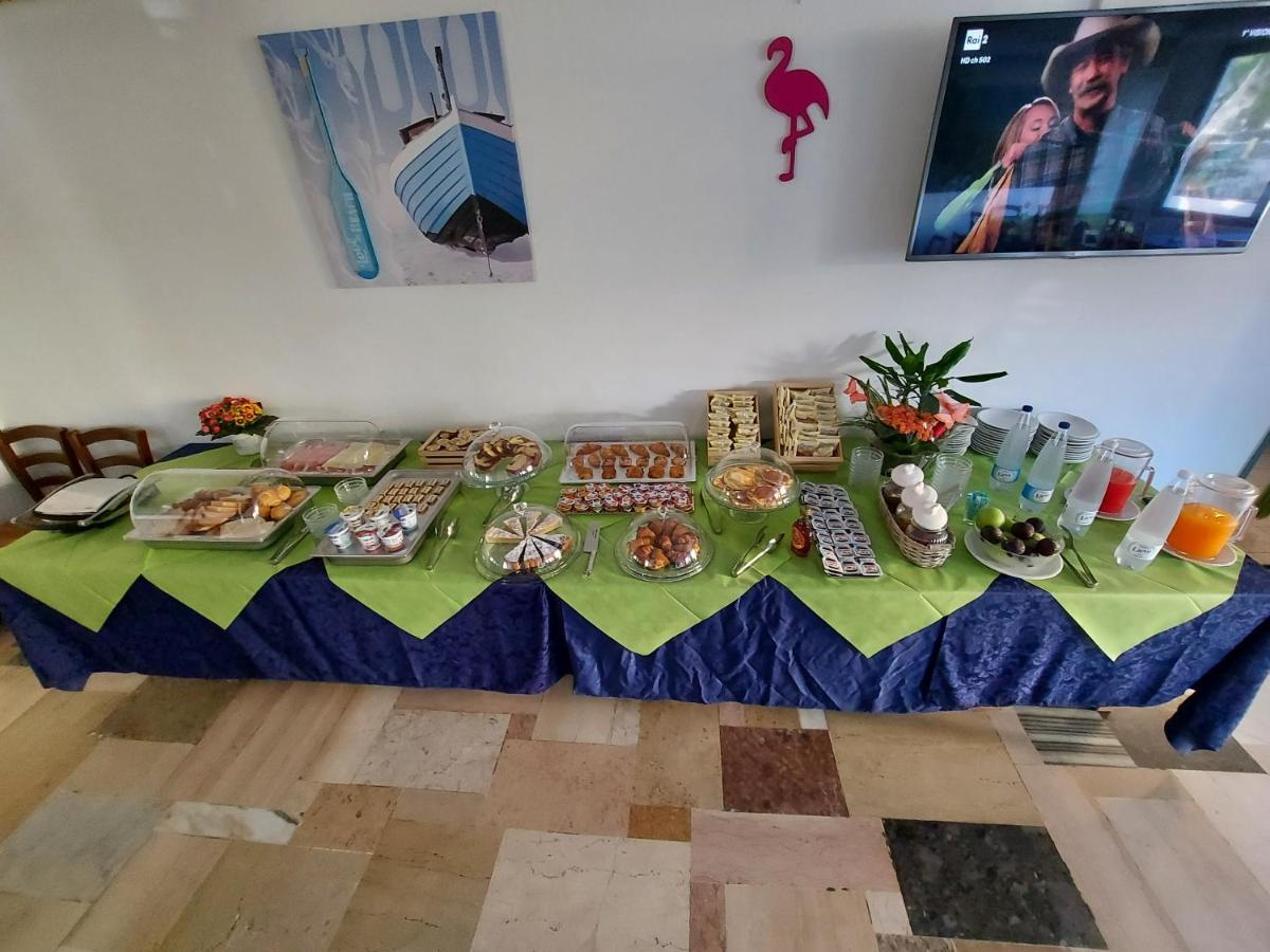 Hotel Senza Pensieri Riccione Exteriér fotografie