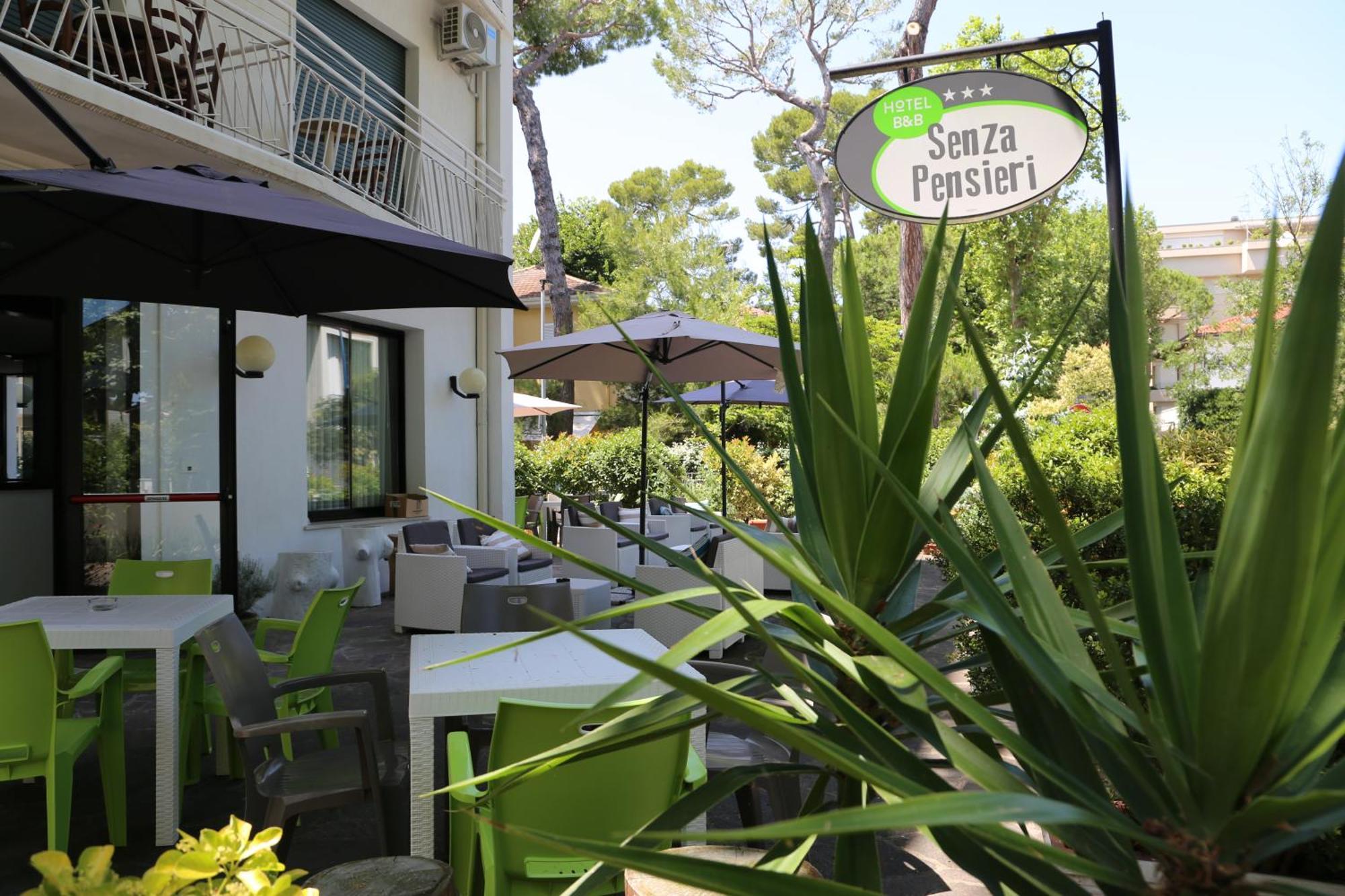 Hotel Senza Pensieri Riccione Exteriér fotografie