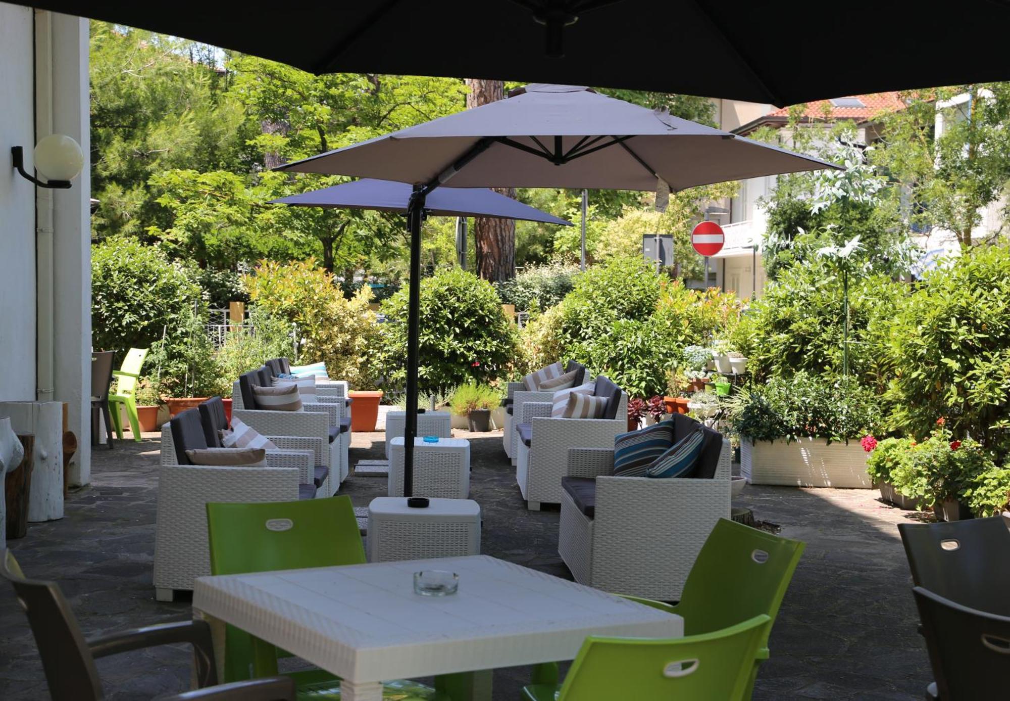 Hotel Senza Pensieri Riccione Exteriér fotografie